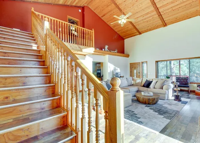Dreamy Deck Show On Over 2 Acres! Holiday home *